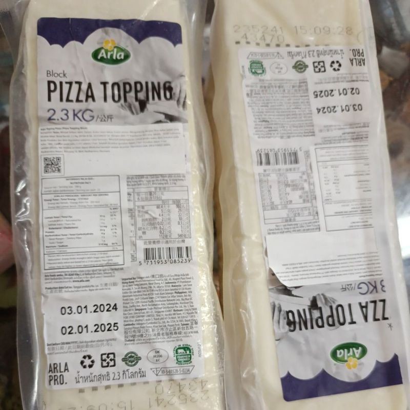 

mozarella arla -+ 1.15kg lebih dari 1kg