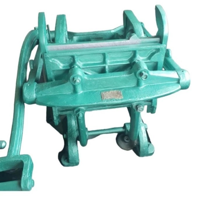 

Mesin Pond Gaplok Manual 40 ×60cm