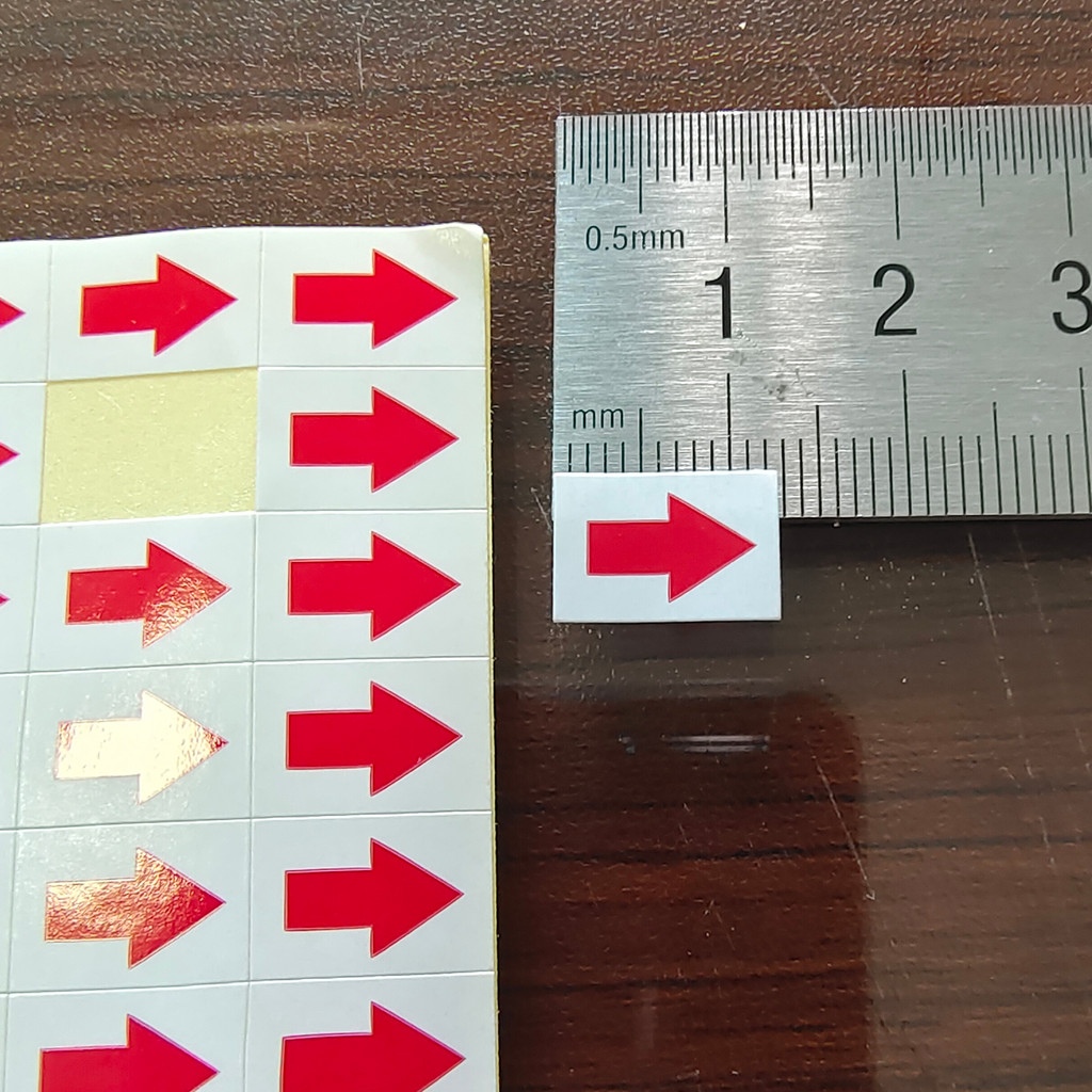 

1000pcs 12x9mm Red Arrow Paper Label Sticker for Direction Indication or Product Processing Plant Procedures Defect Mark