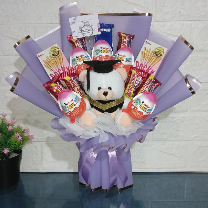 

Buket bouquet Kinderjoy+snack- buket wisuda, graduation, birthday