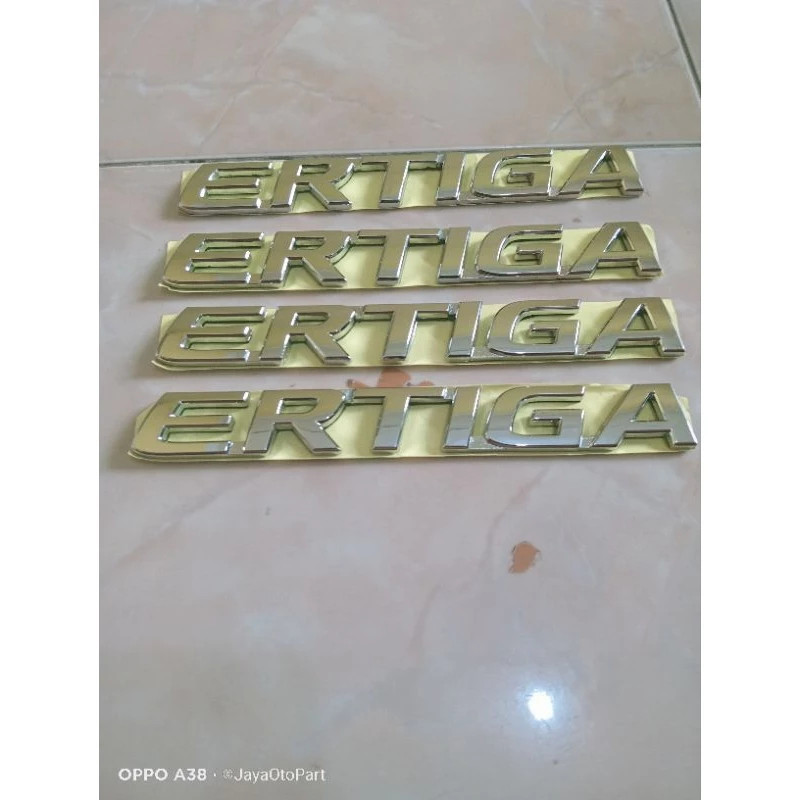 emblem bagasi ertiga chrome