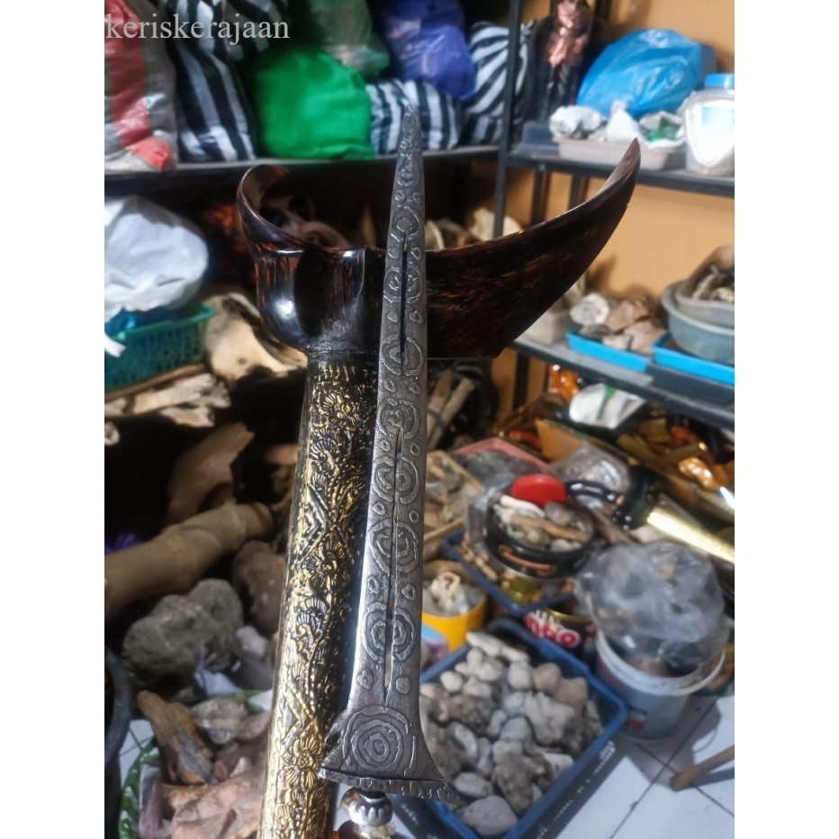 

keris melati sinebar pamengkang sepuh majapahit warangka ladrang jawa bk Keris sengkelat majapahit mataram kartosuro kartasura Surakarta Yogyakarta nagasasra sabuk inten keris kriss nogososro Baline antik
