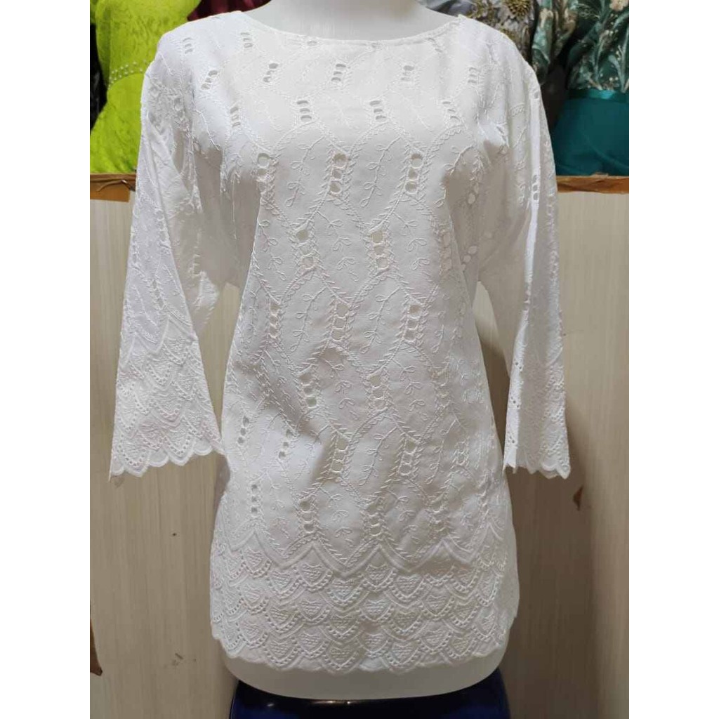 SRblouse katun bolong putih terbaru