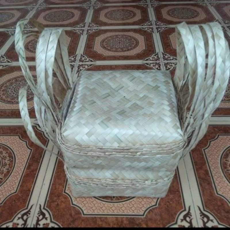 READY STOK besek jinjing 20x20 cm -besek sofenir-besek cangking-besek gagang-tas besek-tas snack-bes