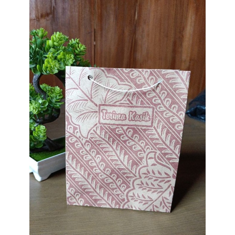 PAPERBAG MOTIF BATIK TAS KERTAS HAJATAN PERNIKAHAN ULANG TAHUN SOUVENIR UK. SEDANG