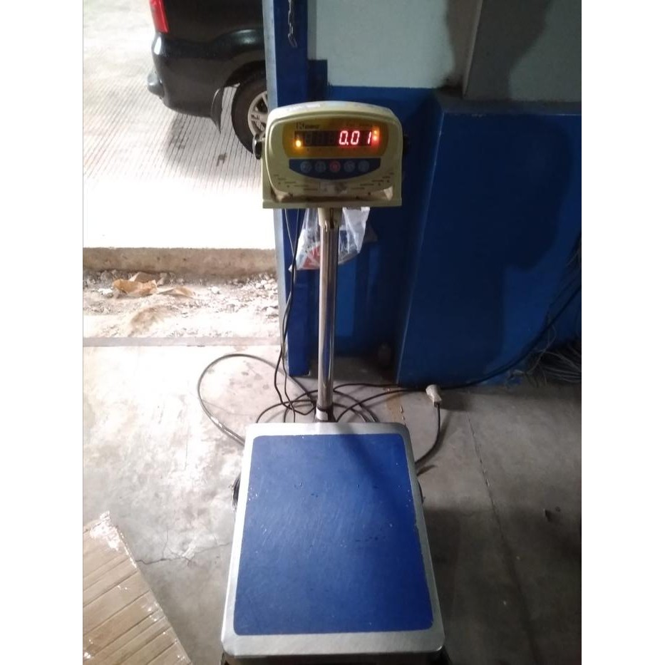 Timbangan Digital 60kg, uk 40cm x 50cm KK-300W Kenko