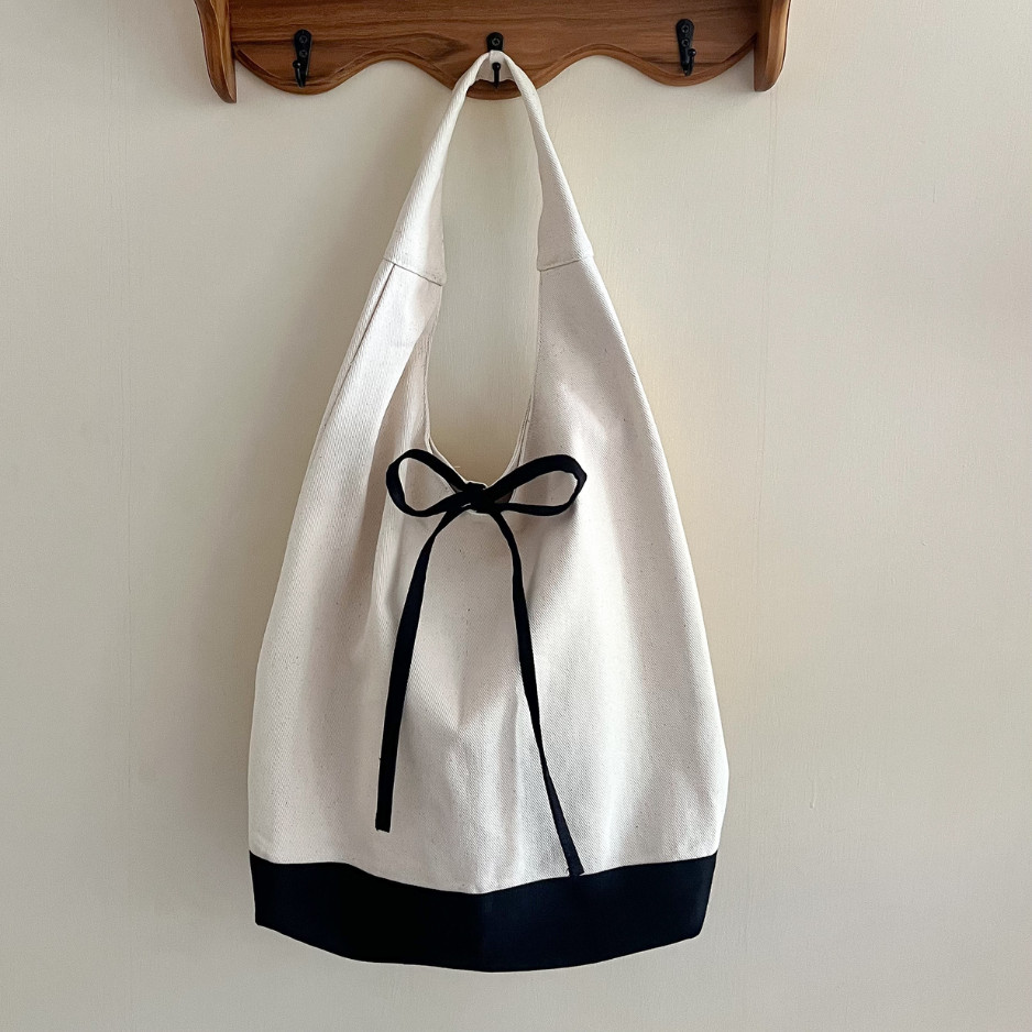 TAS TOTEBAG RIBBON BOW CUSTOM SATUAN TAS KANVAS PREMIUM ( MAGNET ) - BEBAS CUSTOM