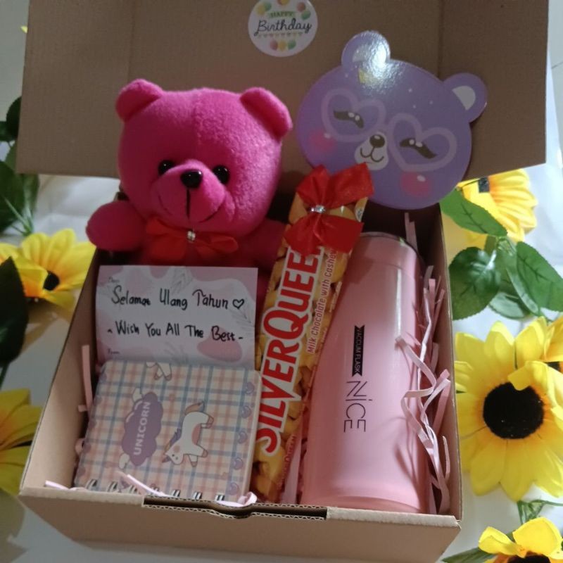 

Kado/Hampres/Gift Box Valentine, Ulang Tahun, Anniversary, dll free custom ucapan