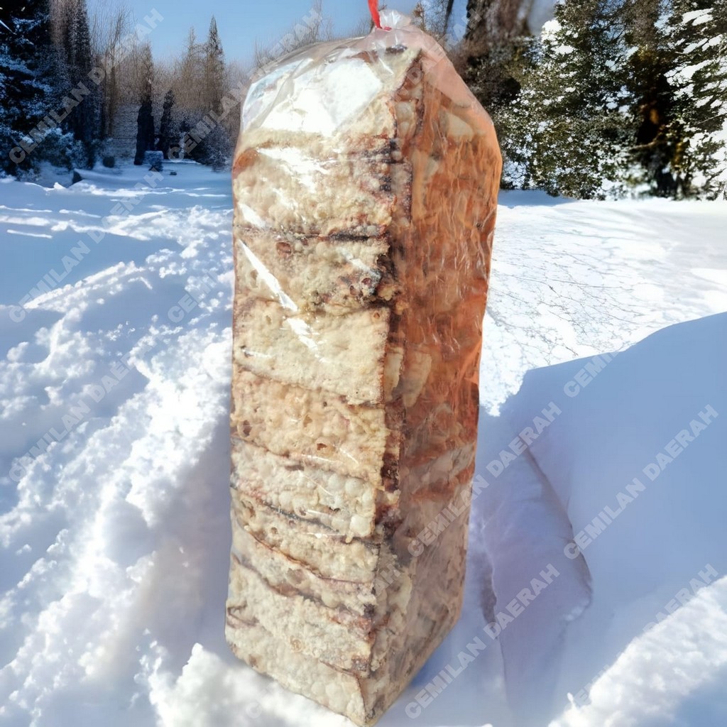 

KERIPIK PISANG SALE KEJU ISI 1KG