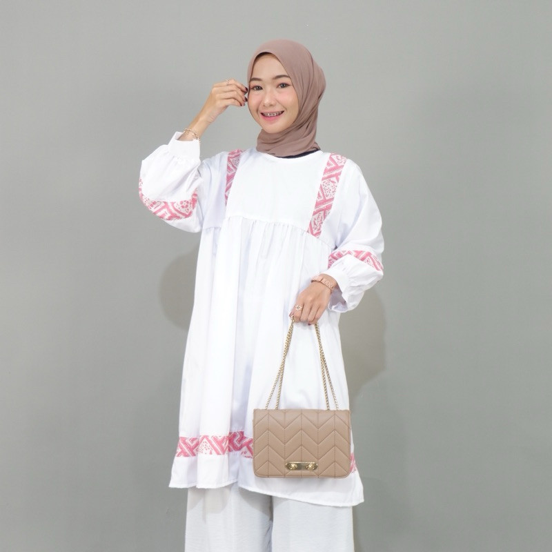 Zendaya Baju Batik Wanita Muslimah Set Tunik Raya Kulot Bahan Toyobo Warna Putih Kombinasi batik tun