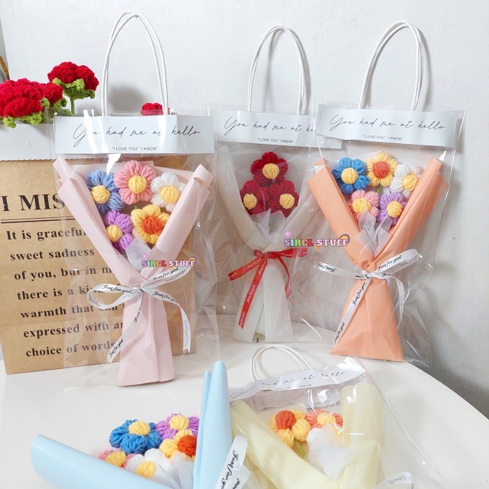 

Buket Bunga Wisuda Hadiah Rajut - Oren 3, nonLED