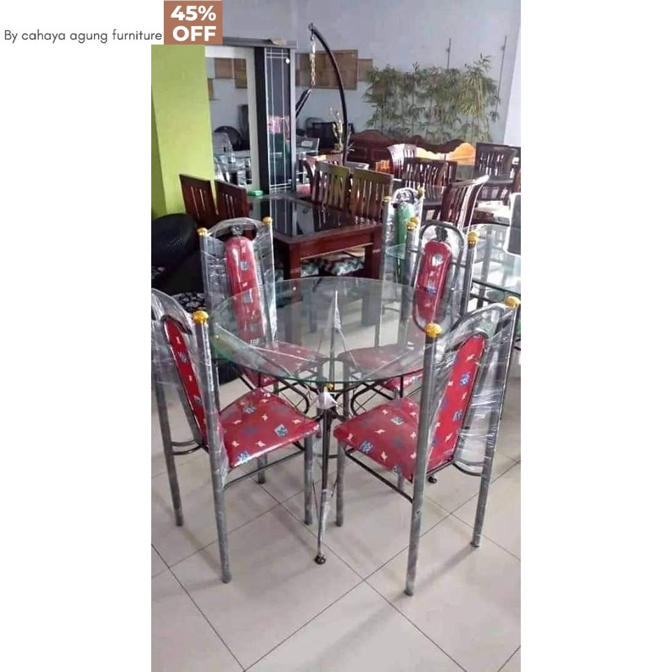 Meja Makan Kaca Bulat + 4 Kursi type Belgia