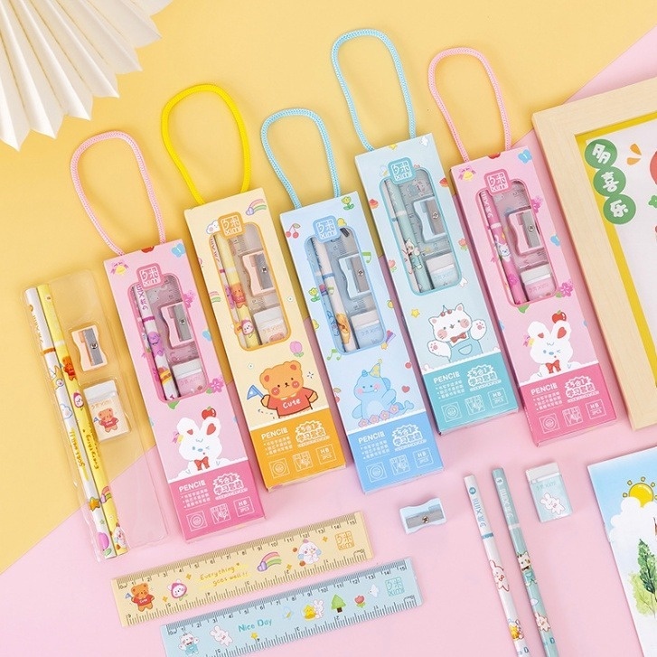 

Set Alat Tulis Sekolah 5 IN 1 Set Alat Tulis Motif Karakter Lucu Pensil Serutan Penghapus Set Alat Tulis isi 5pcs