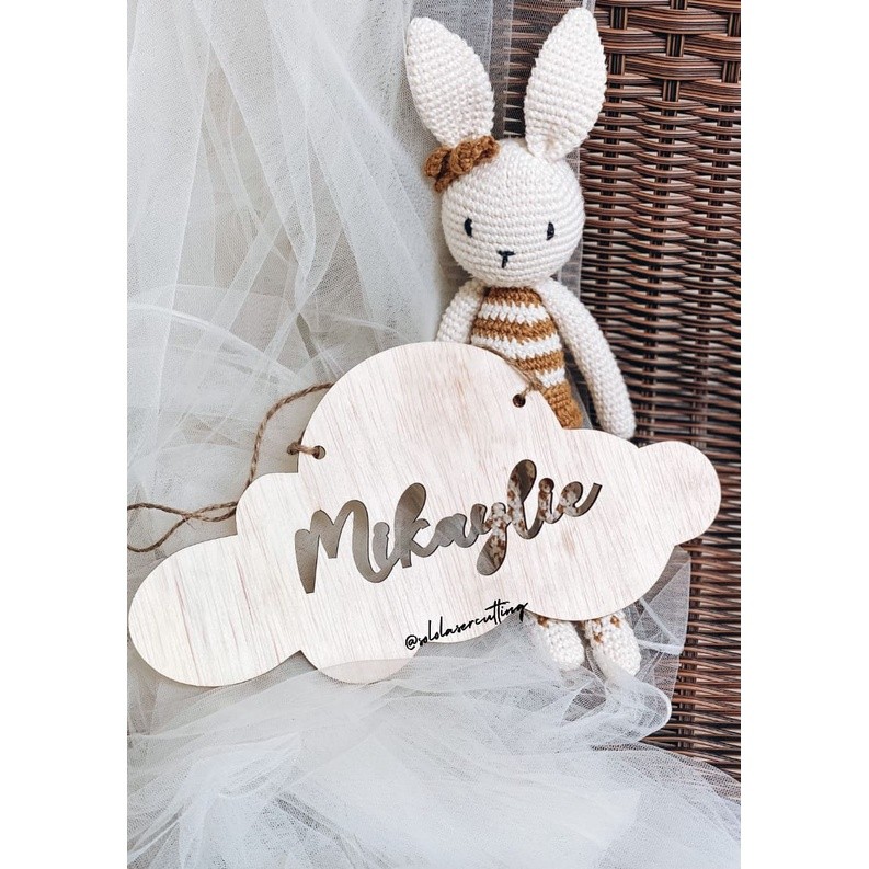 papan kayu nama anak / bayi bentuk lucu awan bulan roket bintang hiasan dekorasi kamar aesthetic ala