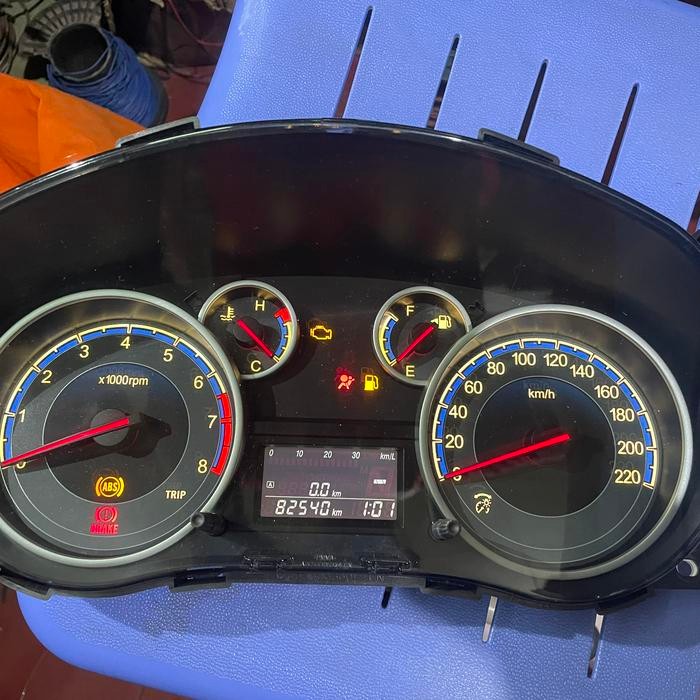 Spedometer Suzuki SX4 AT original speedometer copotan second