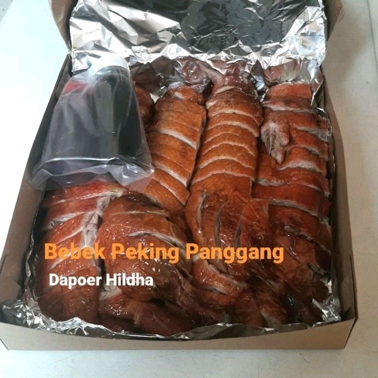 

Bebek Peking Panggang uk Besar sudah dipotong