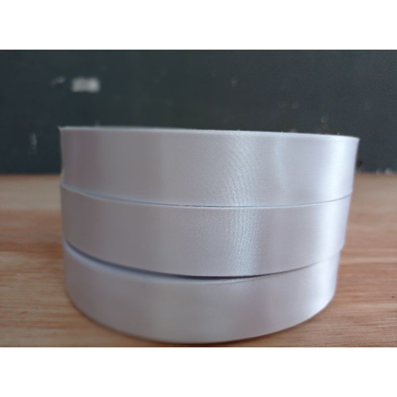 label satin putih (polos)