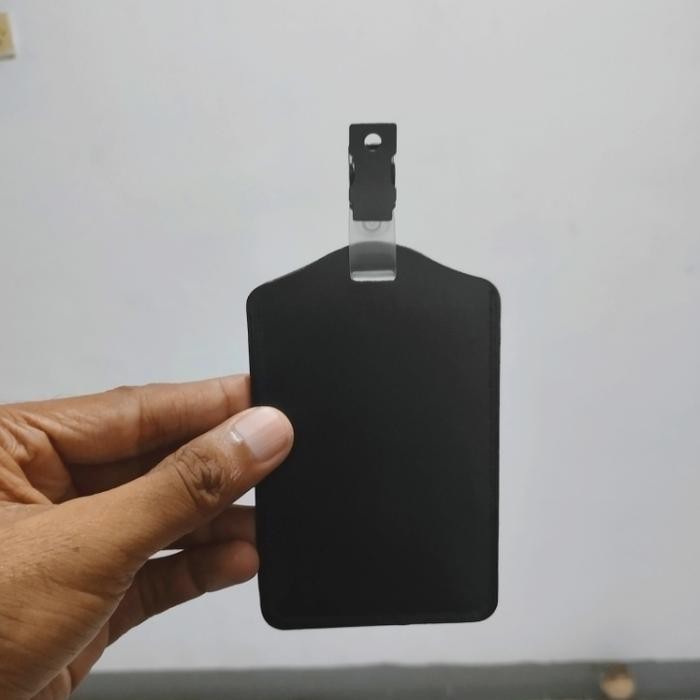 

Promo Tempat id card name tag holder kulit imitasi sstu kartu plus jepitan