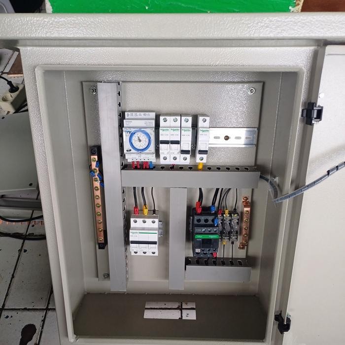 Panel Listrik 3phass 32A Timer Otomatis Kontaktor Panel Jadi new murah