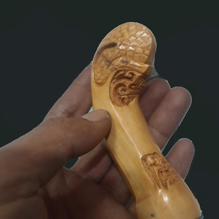 Handle Deder Gagang Keris Kayu Cendana Wangi Model Solo pasti murah