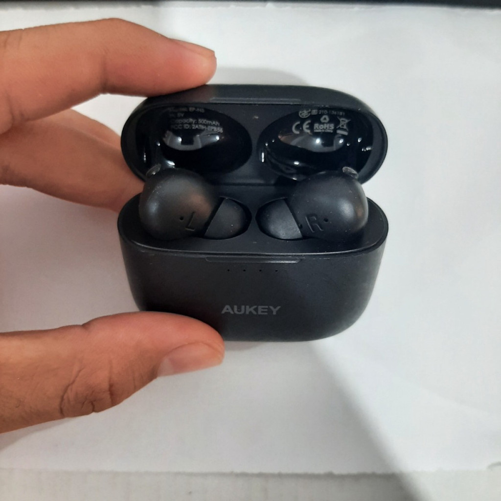 Aukey EP-N5 Hybrid Active Noise In Ear Earbuds TWS Bluetooth