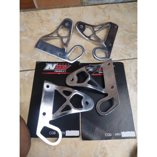 Kupingan lampu depan ninja ss/BREKET KUPINGAN LAMPU NINJA SS MODEL CNC RACING BAHAN ALUMUNIUM 1 SET