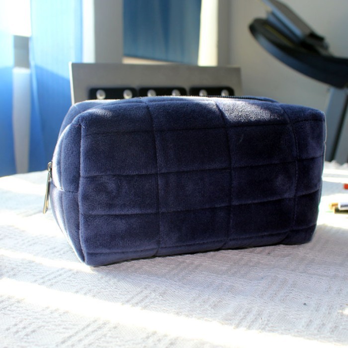 

New Arrival Tempat Pensil Bulu Soft Kotak Pencil Case Simple Cosmetic Bag - Cosmetic Navy