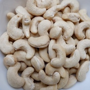 

Kacang Mede Super Mete Mentah W320 Berat 500g