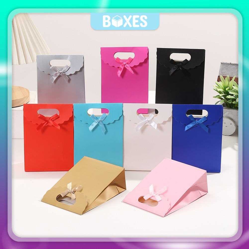 

Paperbag Polos Kantong Hadiah Pita Tertutup / Paper Bag Tutup Aesthetic / Tempat Kado Bingkisan Hadiah | AP01S1 - AP06S1