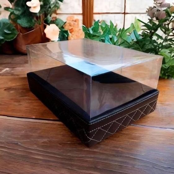 

Akmal Handycraft Kotak Hantaran Nikah 1 Set 4 Pcs Bahan Kulit Sintesis & Vinil Tutup Mika Transparan Tebal Cocok Untuk Acara Spesial Warna Gold Silver Cream Coklat Merah