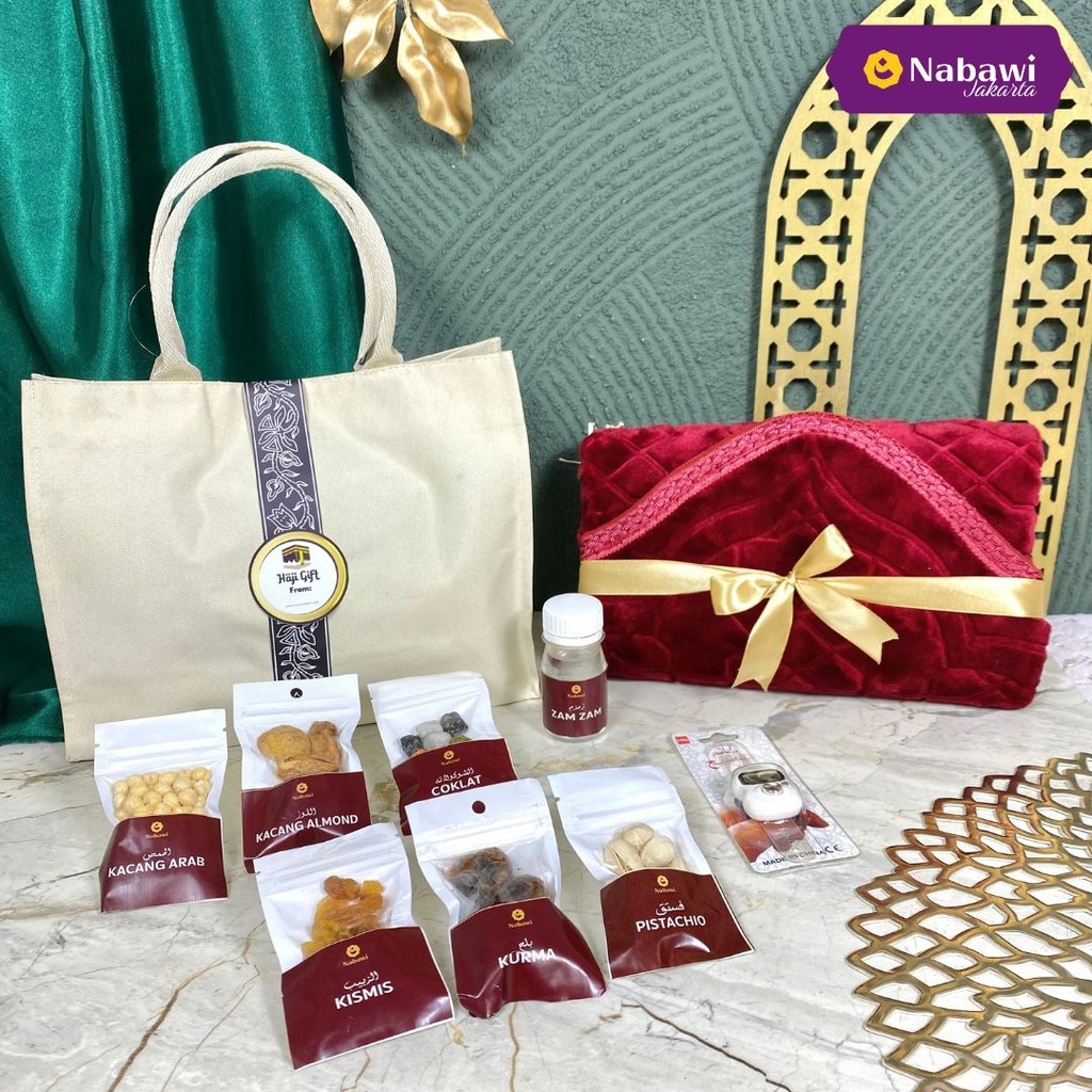 

Hampers Khadijah Souvenir Oleh Oleh Haji Umroh Kacang Arab Fustuk Kismis Kurma Air Zam-zam Sajadah Nabawi Jakarta