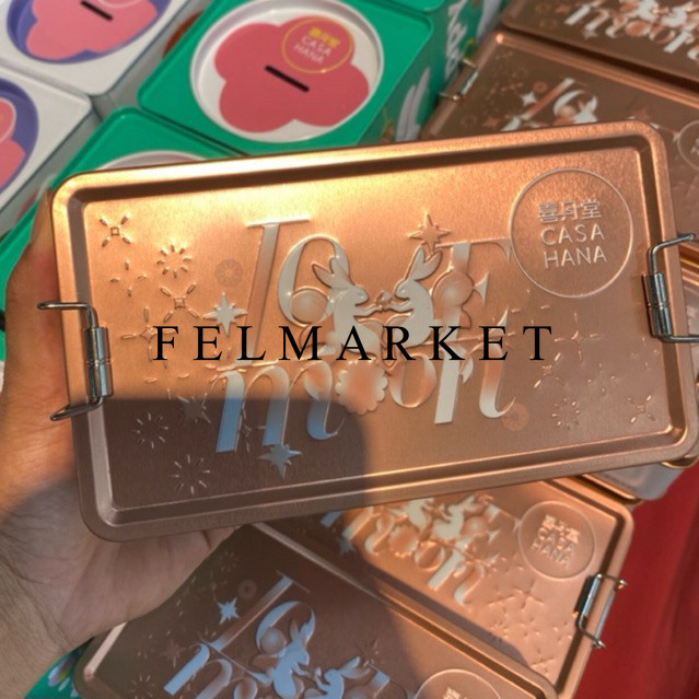 

Kue Bulan Casa Hana Pure Lotus With Yolk & White Lotus Pure Yolk / Mooncake Casahana Isi 2 Pcs / Box