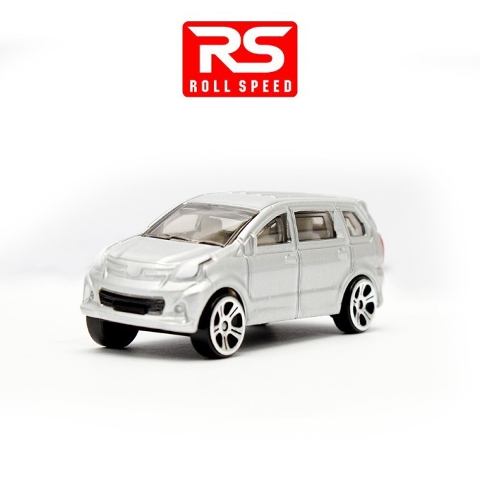 Diecast Metal 1:64 RS Roll Speed Toyota Avanza Silver