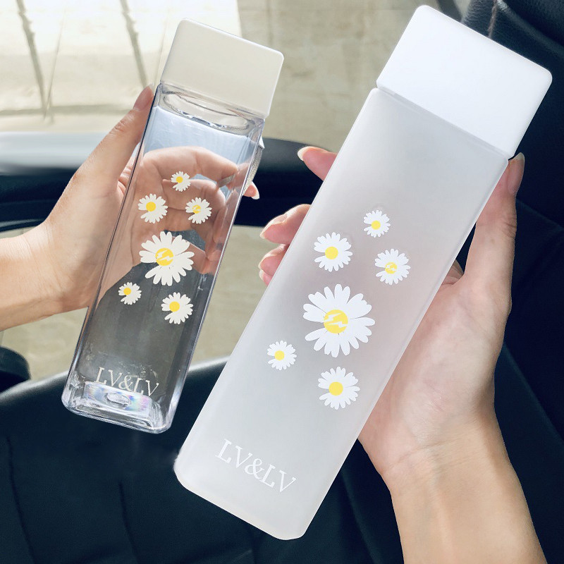 

500mlWater Bottle Square Transparent Summer Small Daisy Flower Plastic Outdoor Sports Cup Creative Gift Bottles Direct Drinking
