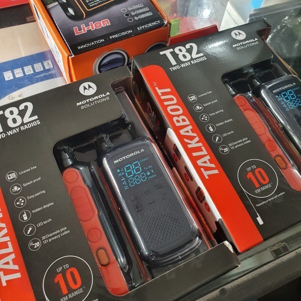 HT Walkie Talkie Motorola Jarak Jauh Radio HT TLKR T82 jarak jauh 10km