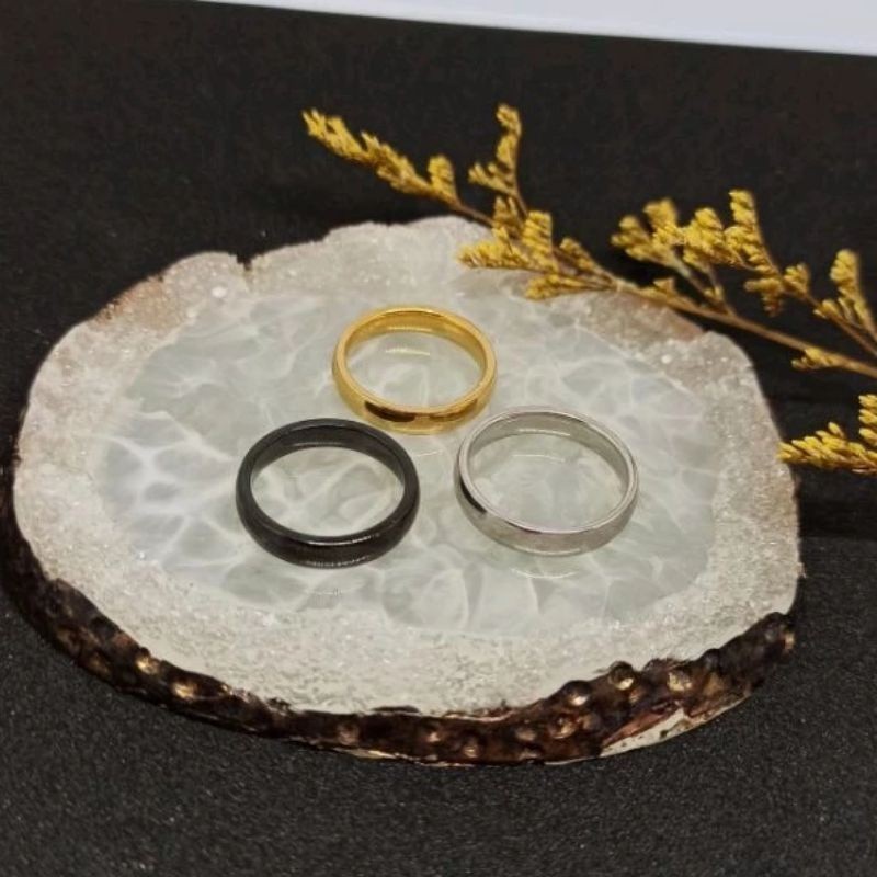 CINCIN TITANIUM PRIA WANITA MODEL CEMBUNG SEDANG POLOS ANTI KARAT