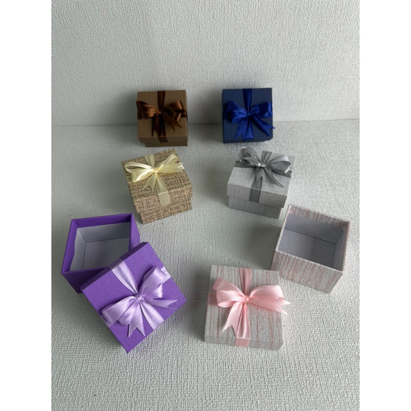 

kotak kado|Gift box premium 7Cm x 7Cm x 5Cm