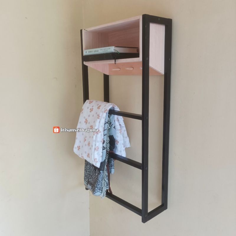 Rak Mukena Gantung Warna Hitam, Sajadah, Alquran