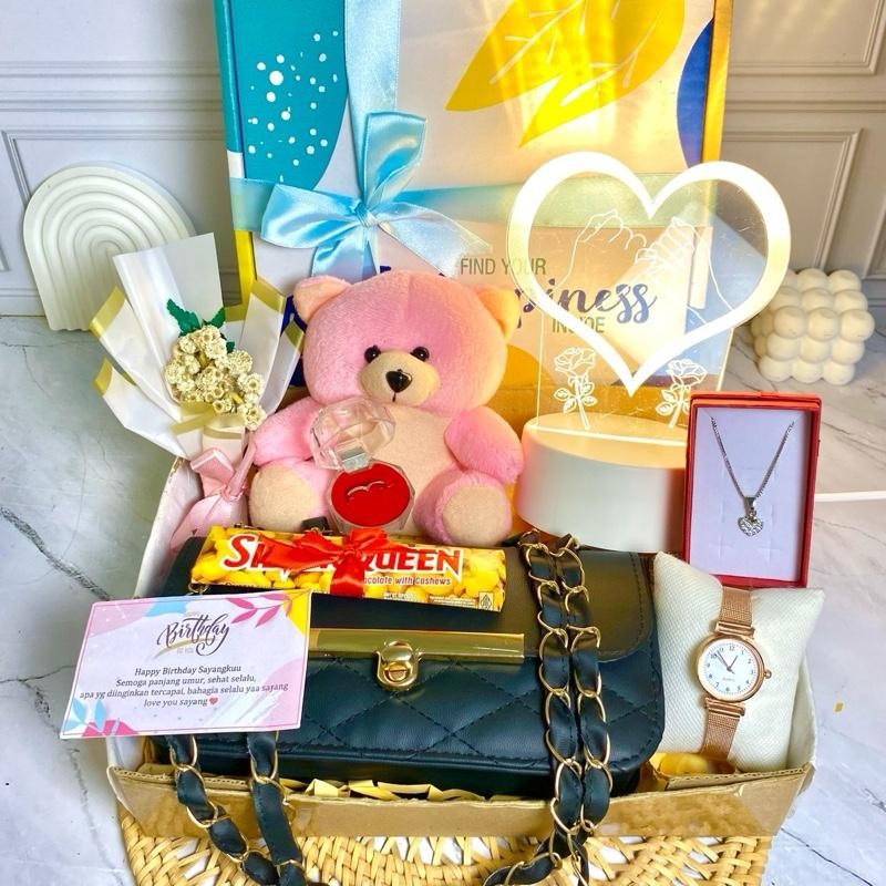 

(PAKET KADO LENGKAP) Hadiah Pesta Ulang Tahun Anniversary Untuk Orang Tersayang Best Seller