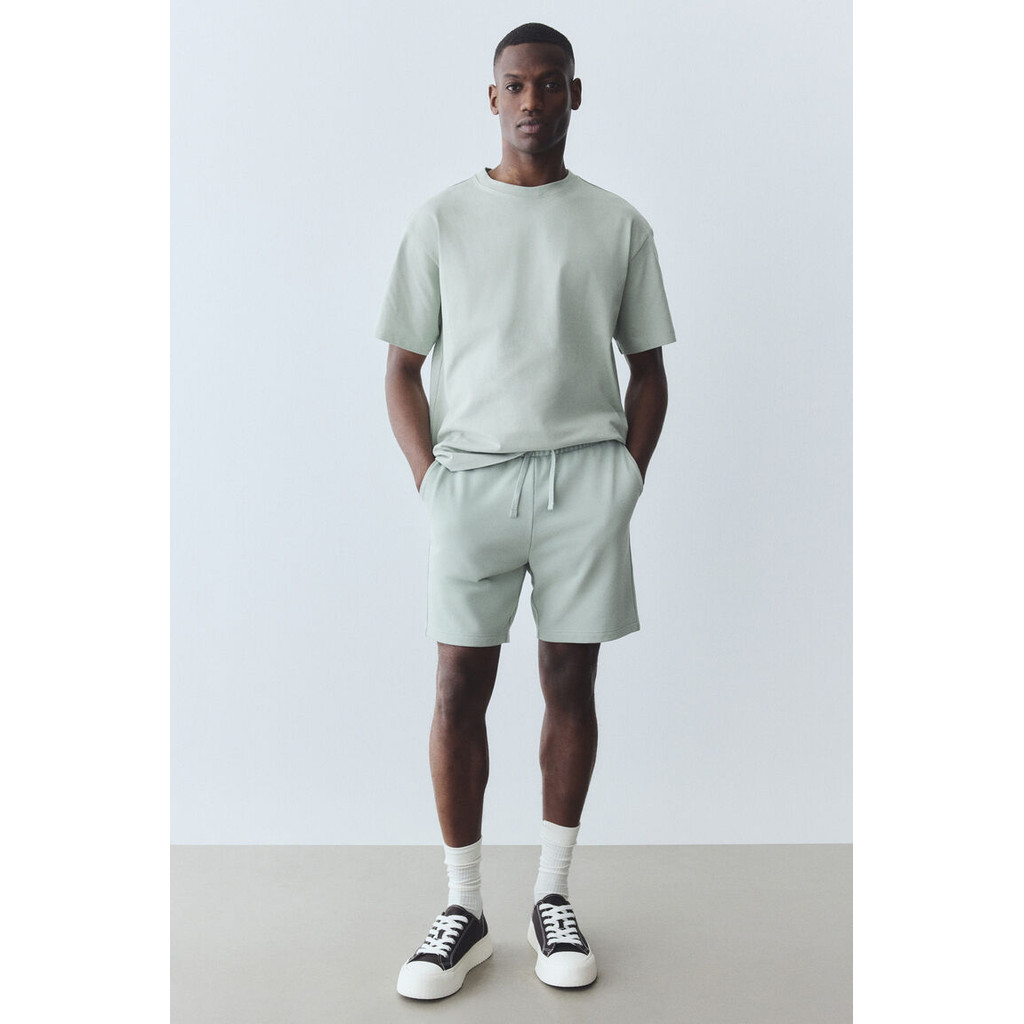 H&M Pria Celana Pendek Sweat Dengan Potongan Regular 1224295