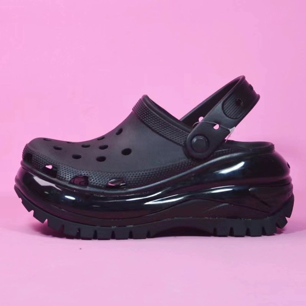 BESTPROMO Sandal Wanita CROCS Classic Mega Crush Clog Crocs Mega Crush Clog Sandal Woman