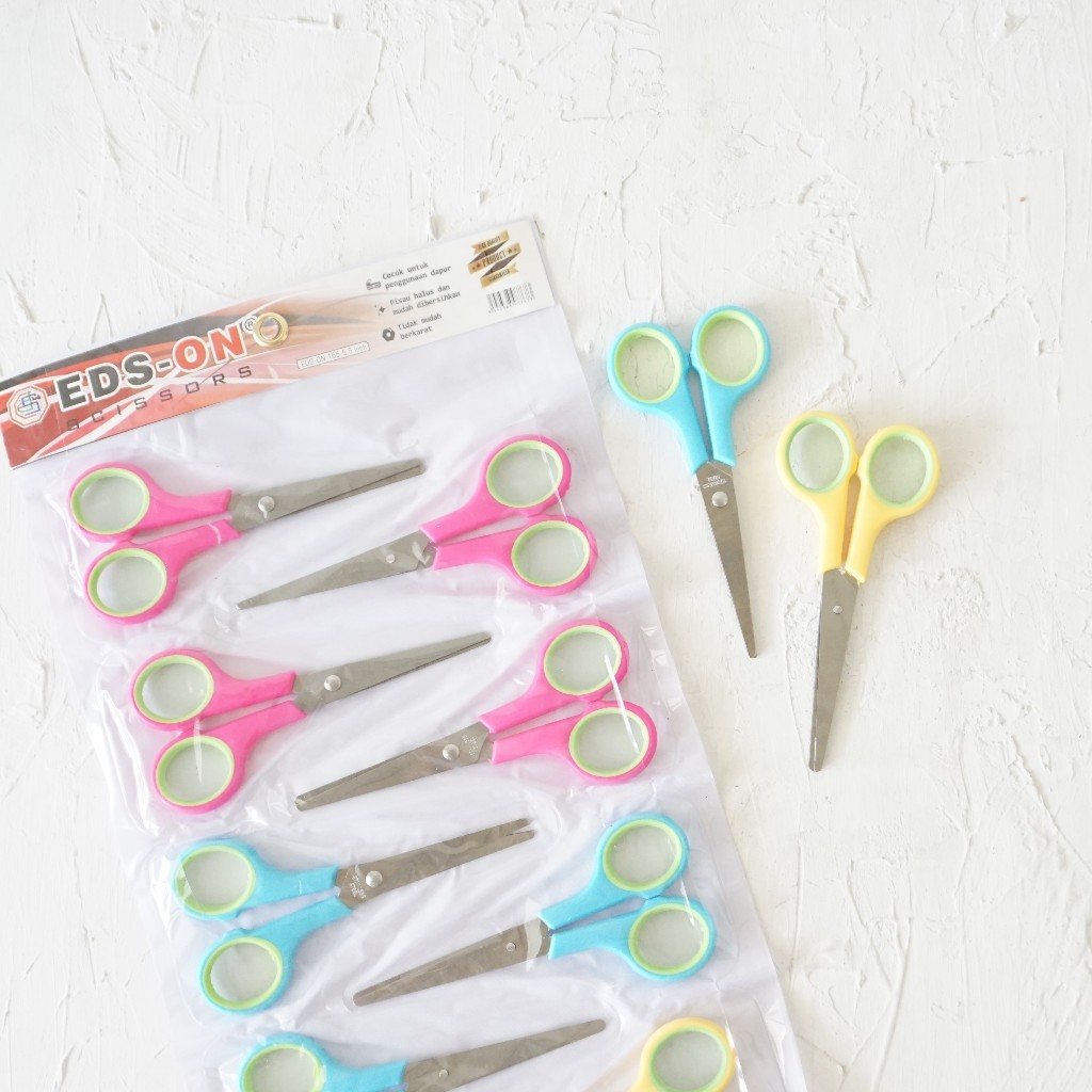 

GUNTING STAINLESS/ GUNTING KERTAS/ GUNTING KECIL