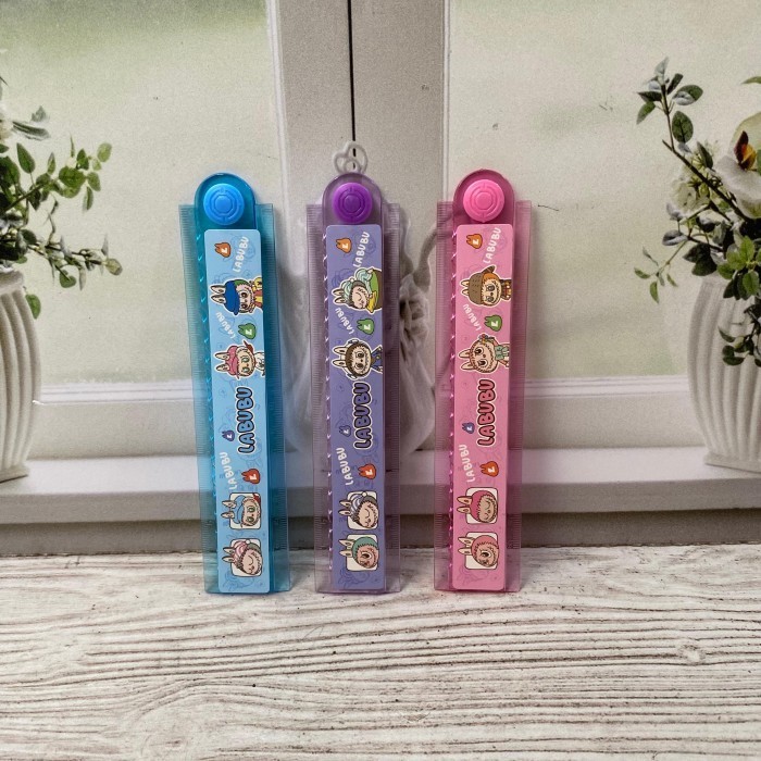 

READY Penggaris Lipat 30 CM LABUBU LABULABU LUBABU / Ruler Garisan Lipat Labubu ukuran 30cm Alat Tulis Sekolah Anak Kualitas Terbaik Harga Termurah