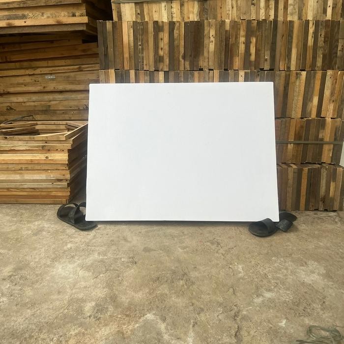 

Kanvas/Media Lukis Ukuran 50 x 70 x 3cm Warna Putih - Putih, 50cm x 70cm