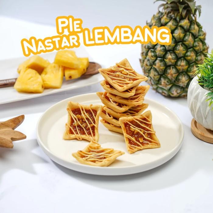

Pie Nastar Lembang Naslem Premium Lembut Dan Lumer Oleh Oleh Khas Bandung Kue Hari Raya