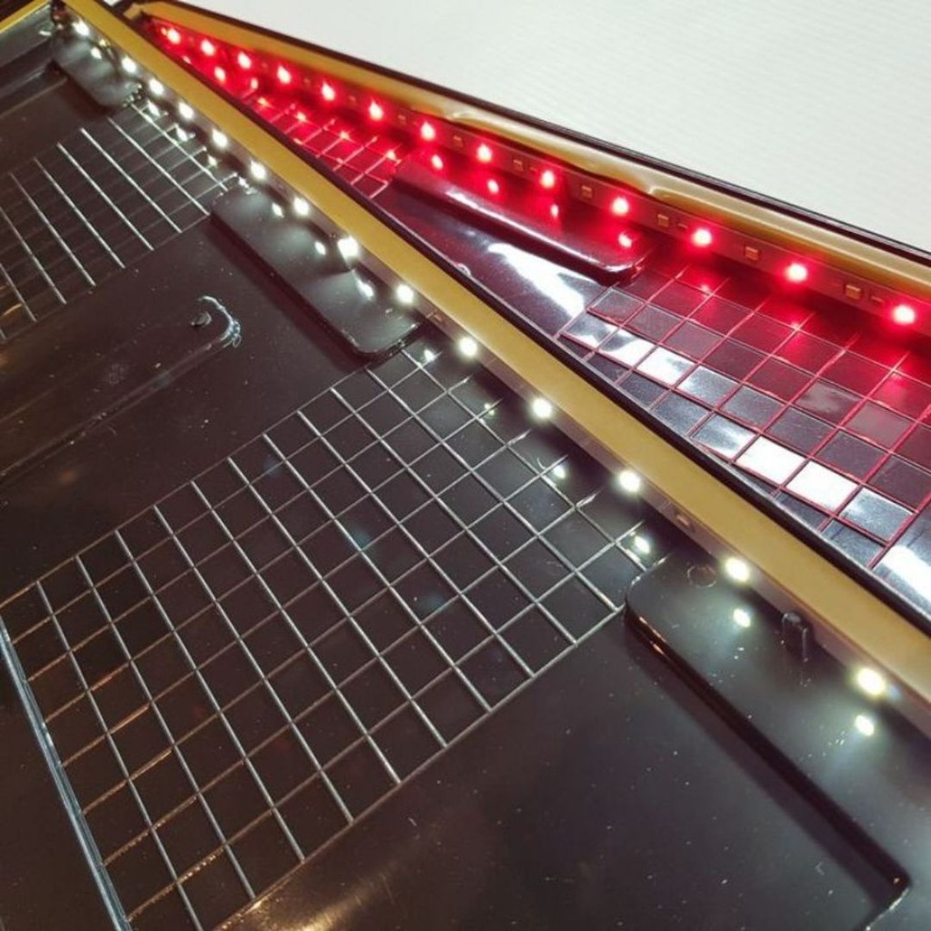 Dudukan Bingkai Mika Akrilik Plat Nomor Mobil LED & Non-LED IZY