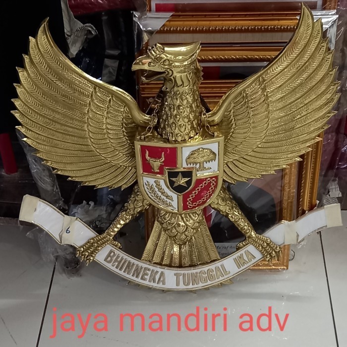 garuda pancasila kuningan 40 cm