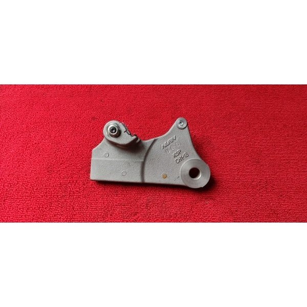Breket Bracket Kaliper Rem belakang Megapro monoshock Original Nissin KSP Dudukan kaliper Caliper Re