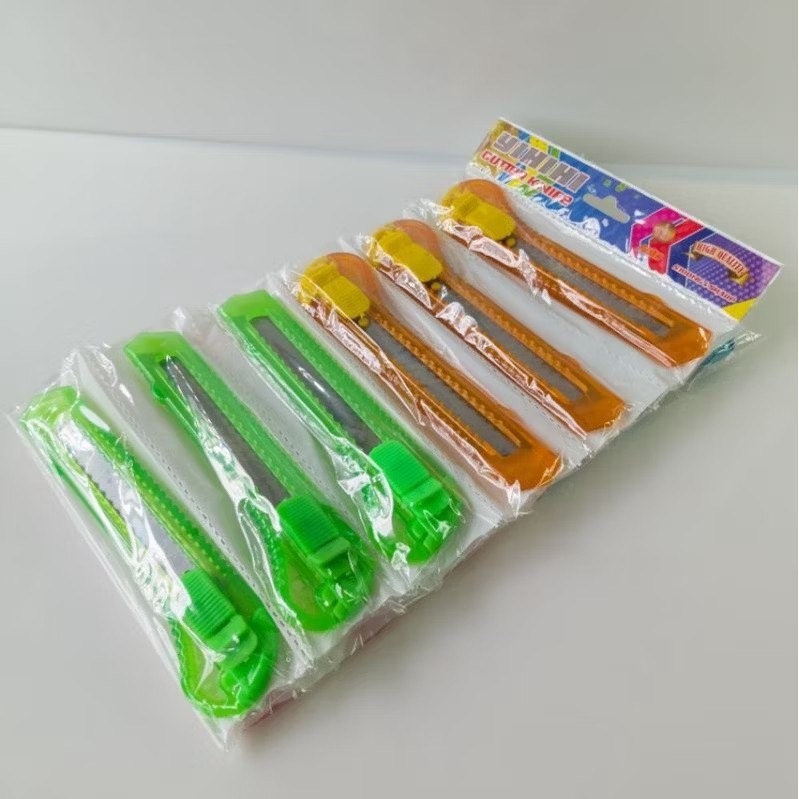 

( BISA COD ) GLOSIR Cutter besar Transparan isi 12pcs / kater besar lusinan / kater Bening lusinan / cutter renteng isi 12pcs