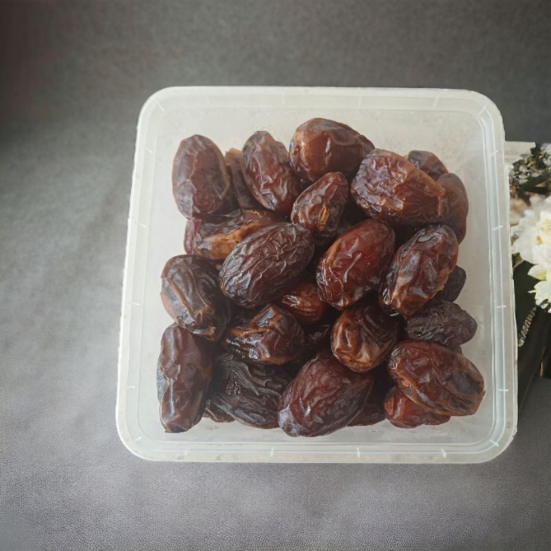 

kurma medjool palestine 1kg premium high quality panen terbaru